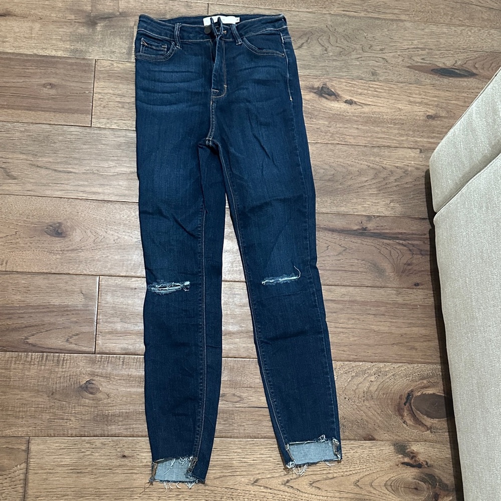 Hidden Skinny Jeans